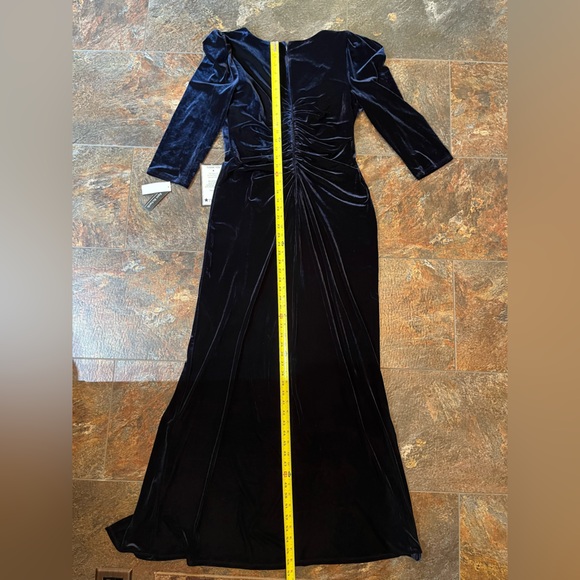 New R&M Richards blue long velvet V neck ruched poly/spandex dress. Size 14 - Picture 15 of 16